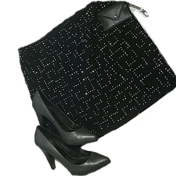 GAP Dresses & Skirts - GAP Studded Black Mini Skirt side zip size 2